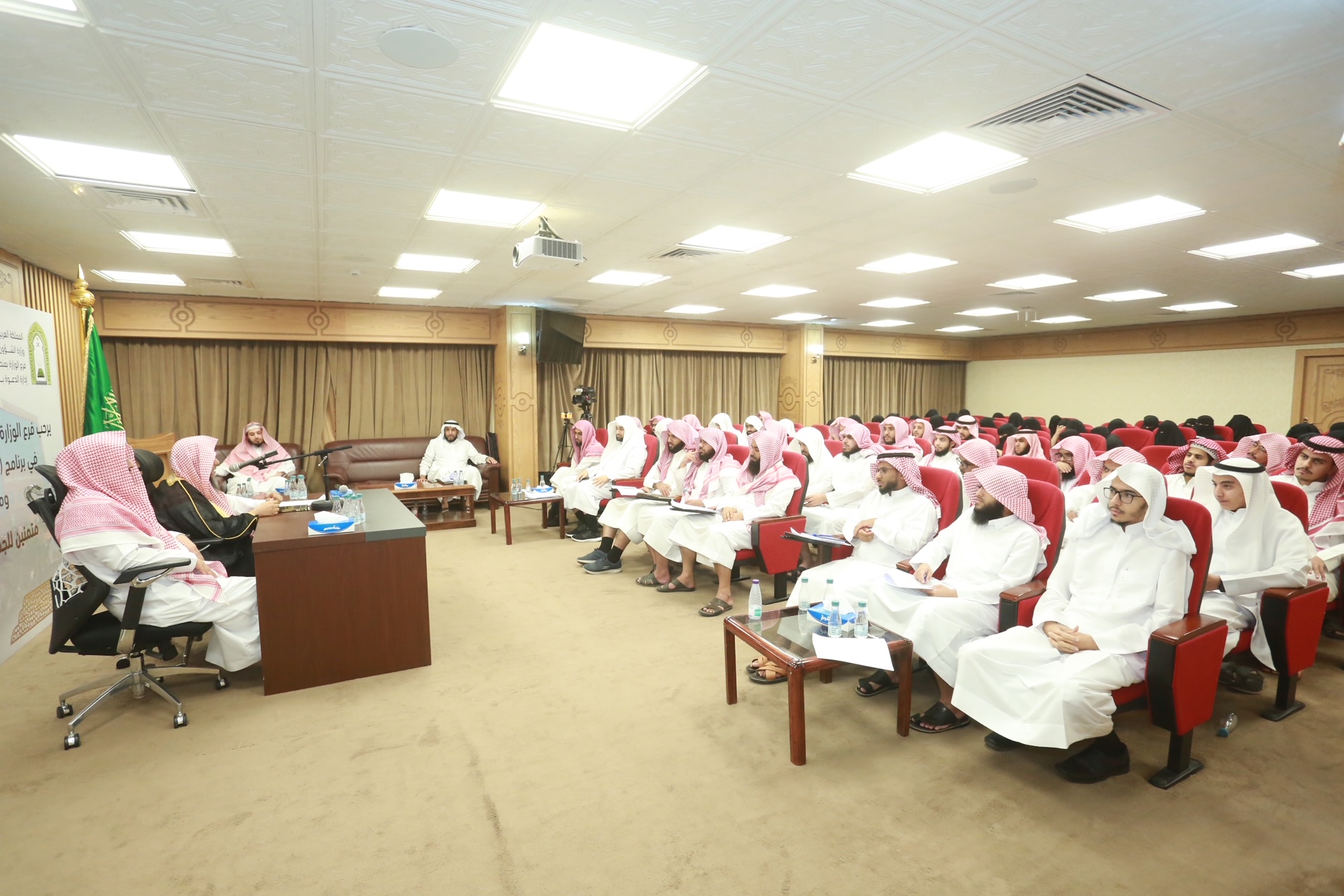 صور دورة تأصيل للدعاة والداعيات.JPG4.JPG